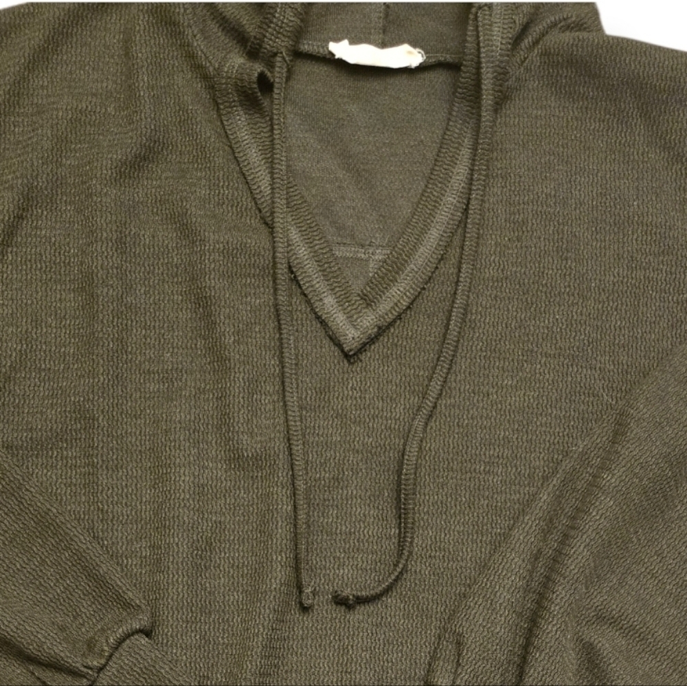 New In Hoodie - Picture 2 of 4